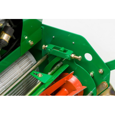 Masina de tuns gazon rotativa cu cilindru DENNIS Premier