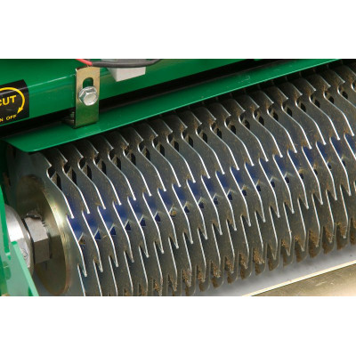 Masina de tuns gazon rotativa cu cilindru DENNIS Verticut TT