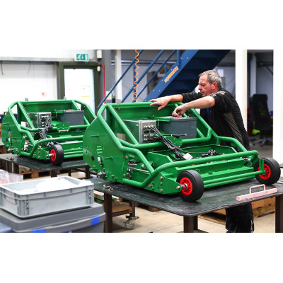 Masina de tuns gazon rotativa cu cilindru DENNIS ES34R, cu acumulator